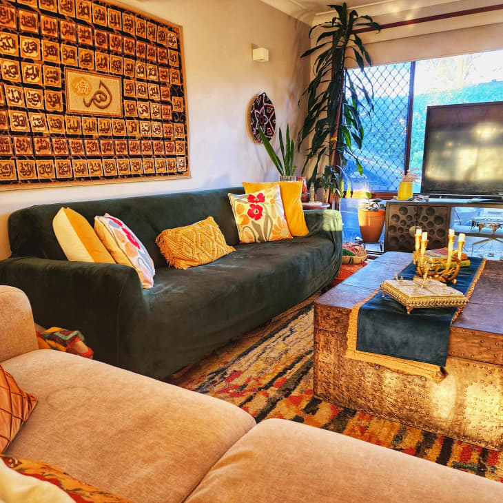 See Inside a 1980s Australia House Updated With Color | Apartment Therapy